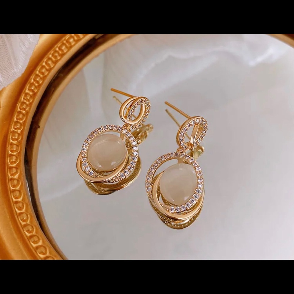 Ladies mini earrings/portable earrings